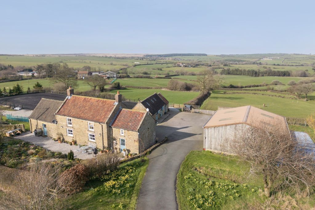 3 bedroom Farm House Under Offer