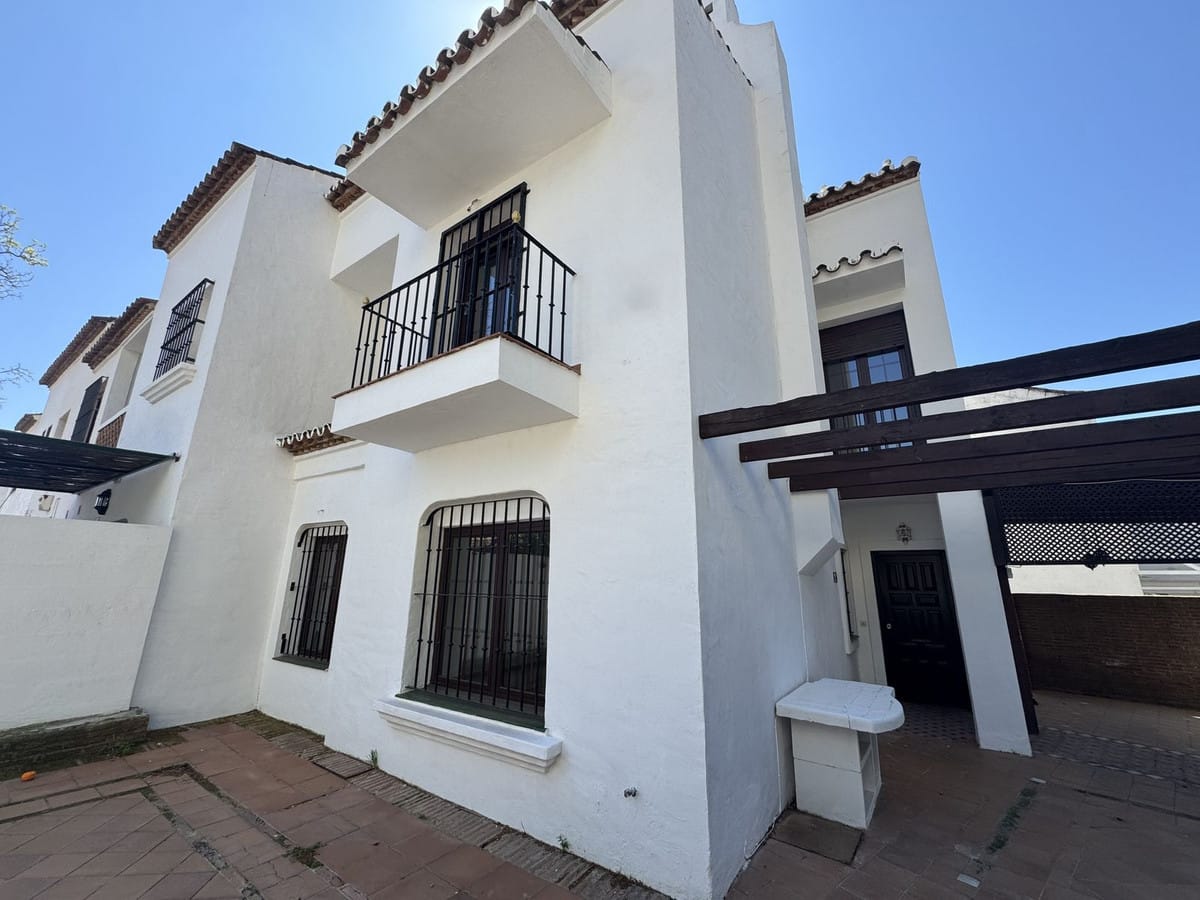 7 bedroom Villa For Sale