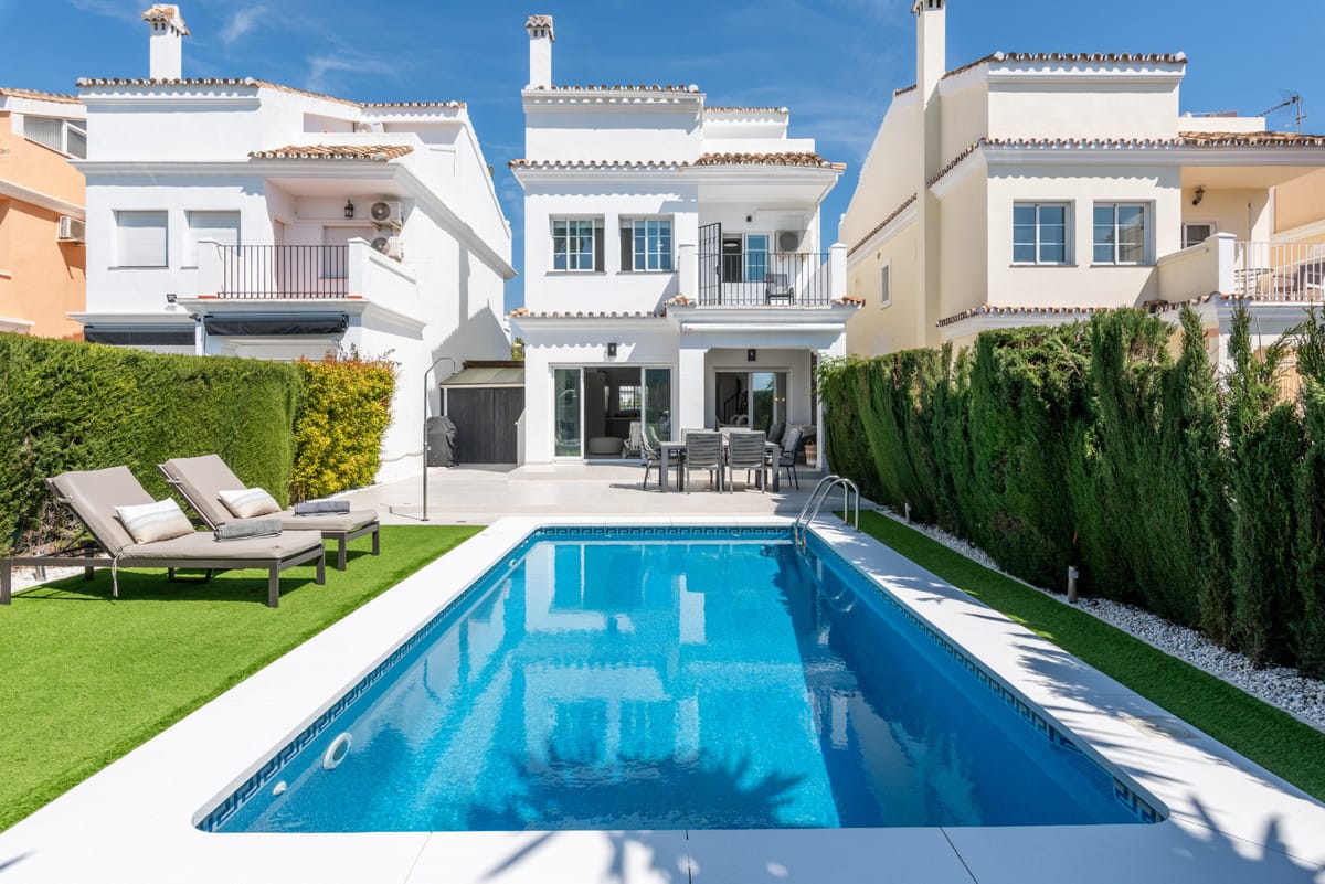 4 bedroom Villa For Sale