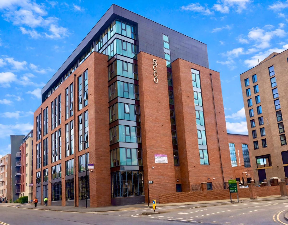 2 bedroom Apartment To Let