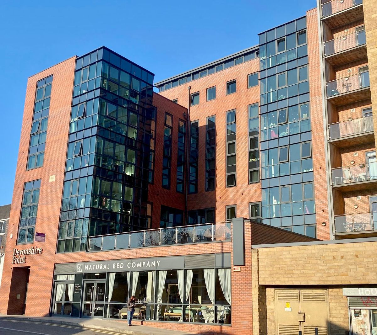 4 bedroom Apartment To Let