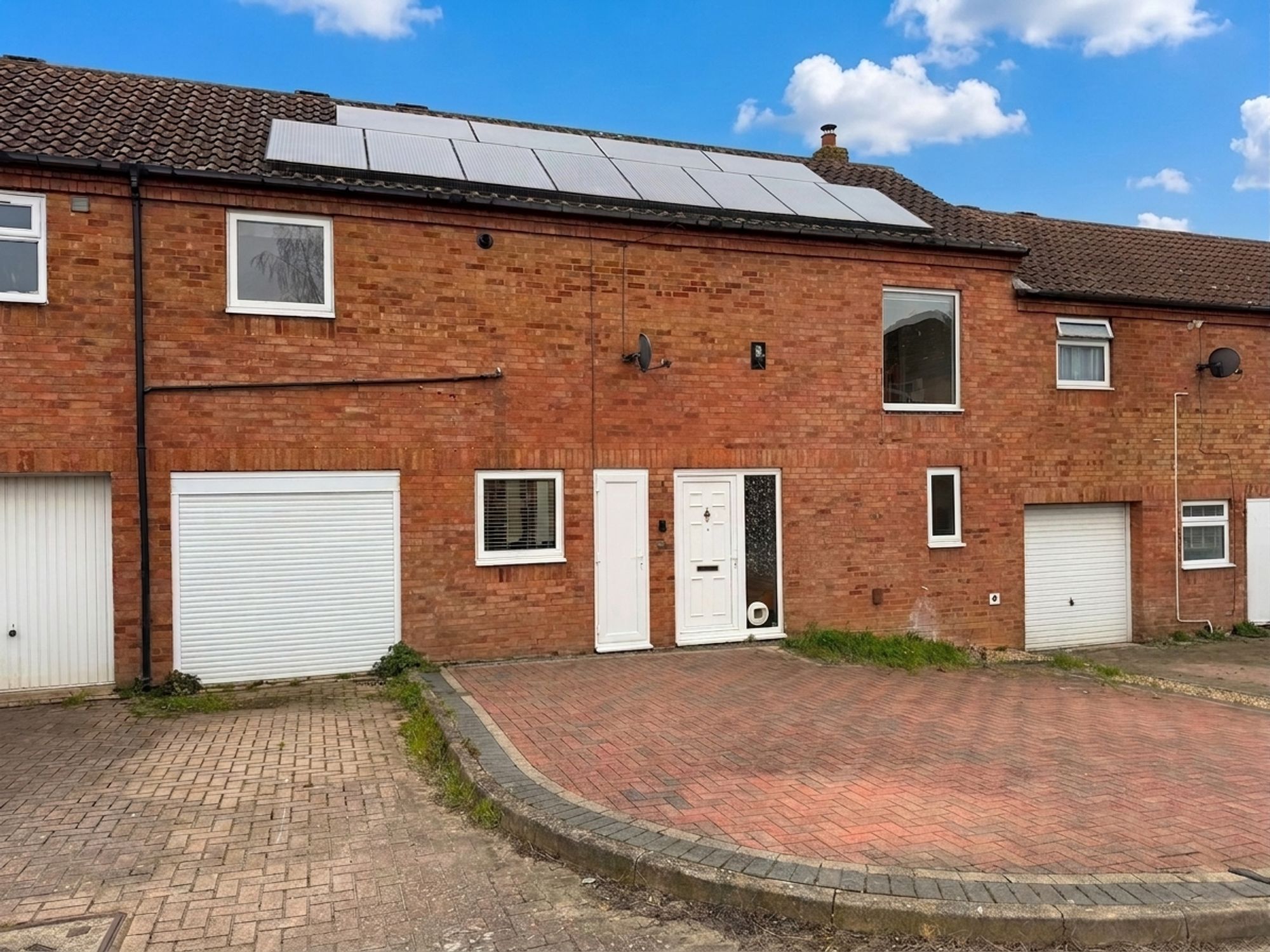 3 bedroom Terraced House Under Offer