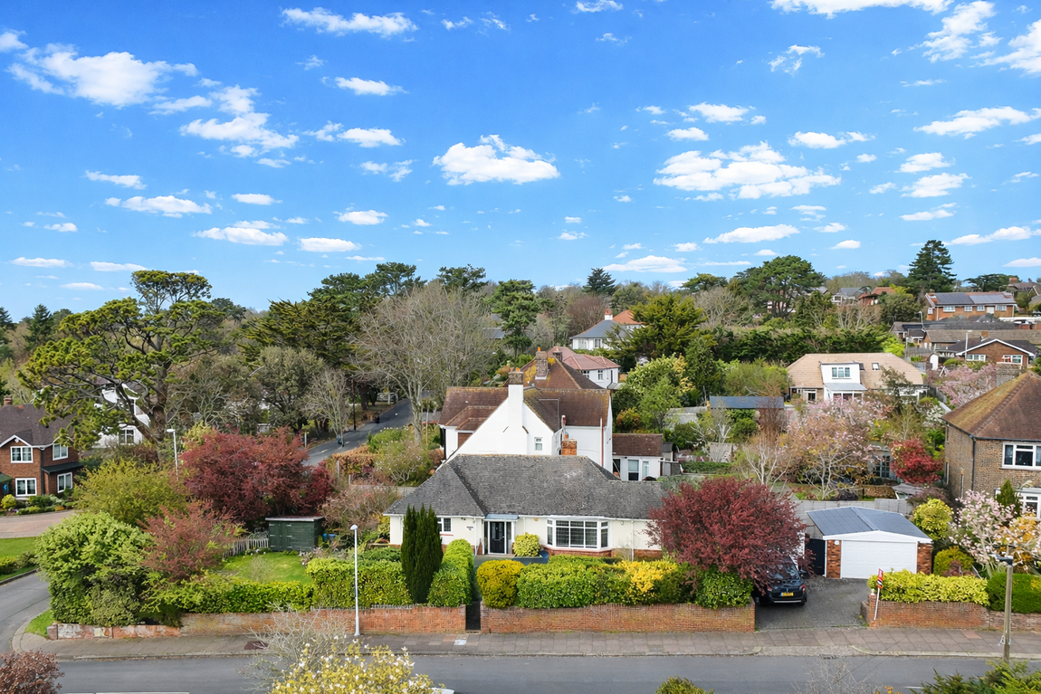 3 bedroom Bungalow For Sale