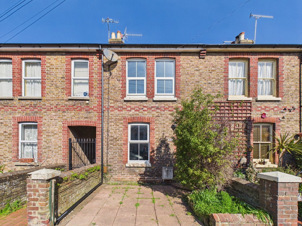 3 bedroom Terraced House Under Offer