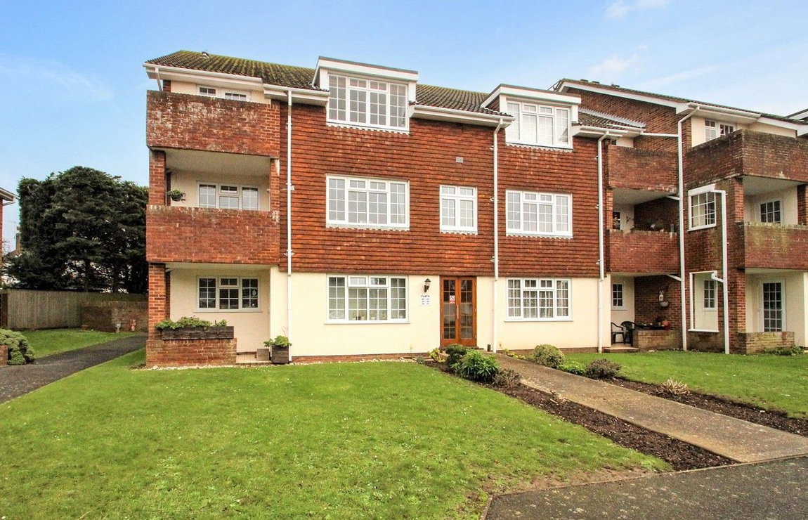 2 bedroom Apartment For Sale