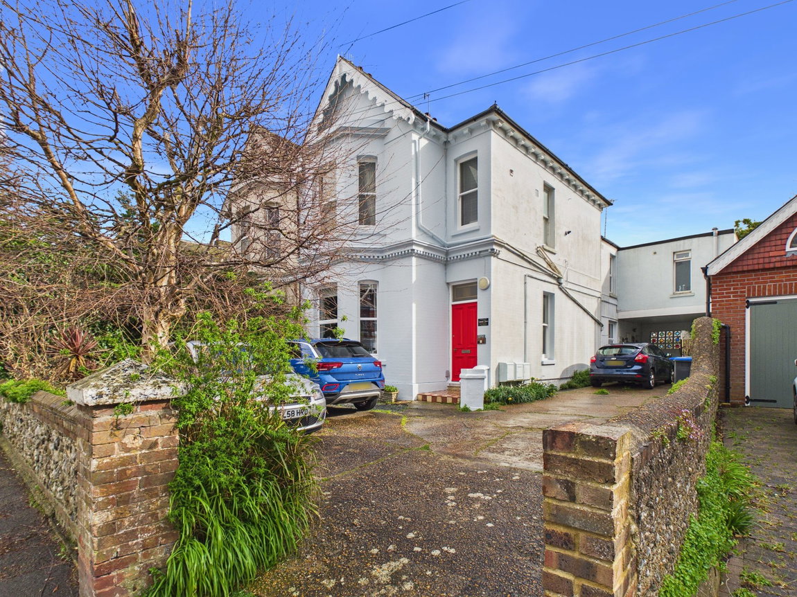 1 bedroom Flat Sold