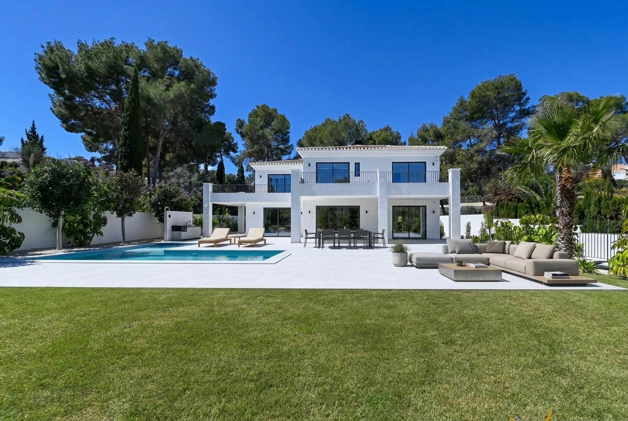 4 bedroom Villa For Sale