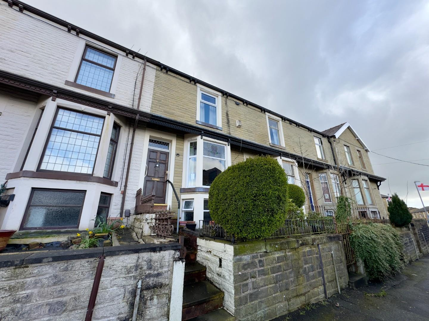 2 bedroom Terraced House Under Offer