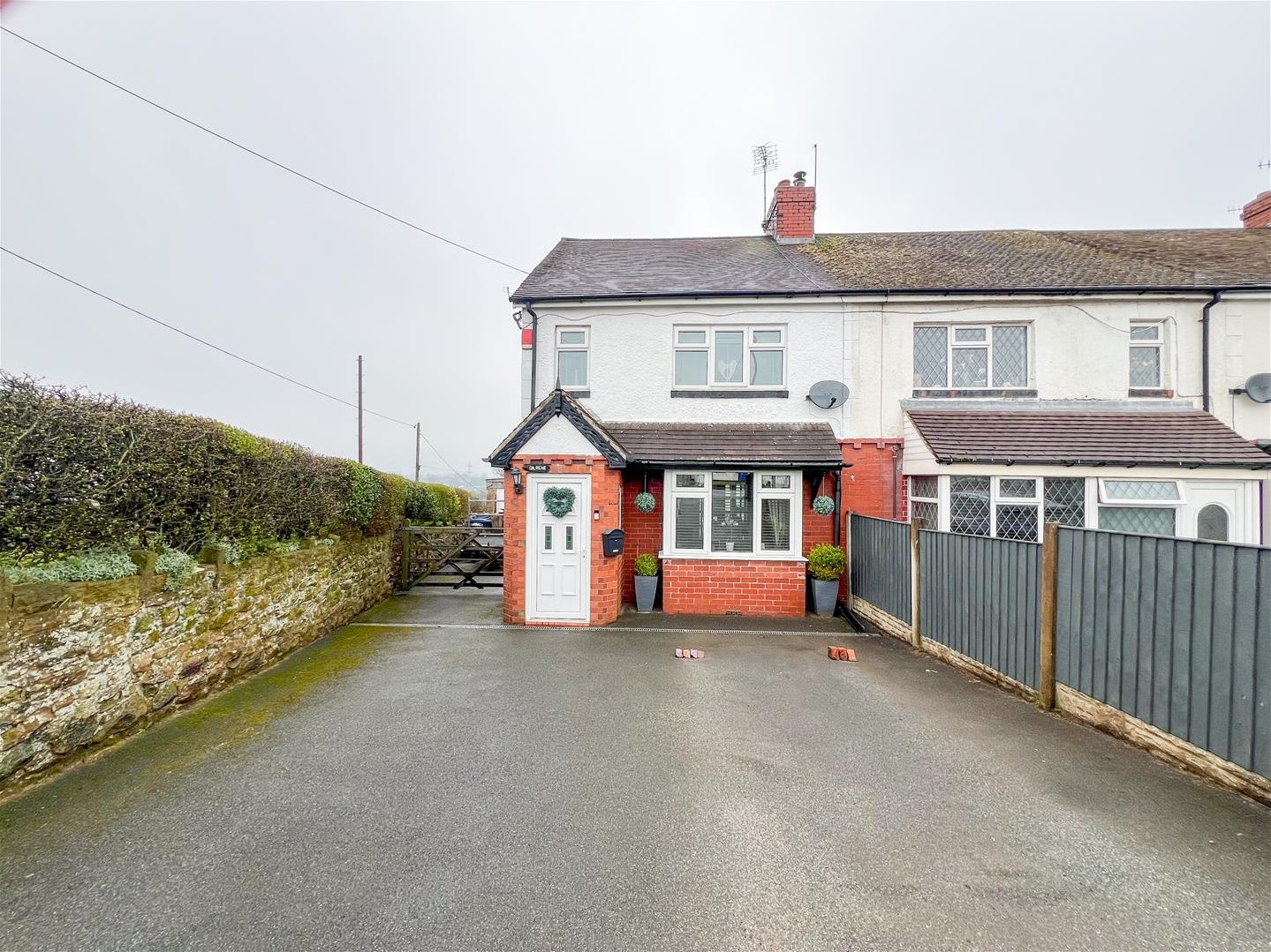 2 bedroom Terraced House Under Offer