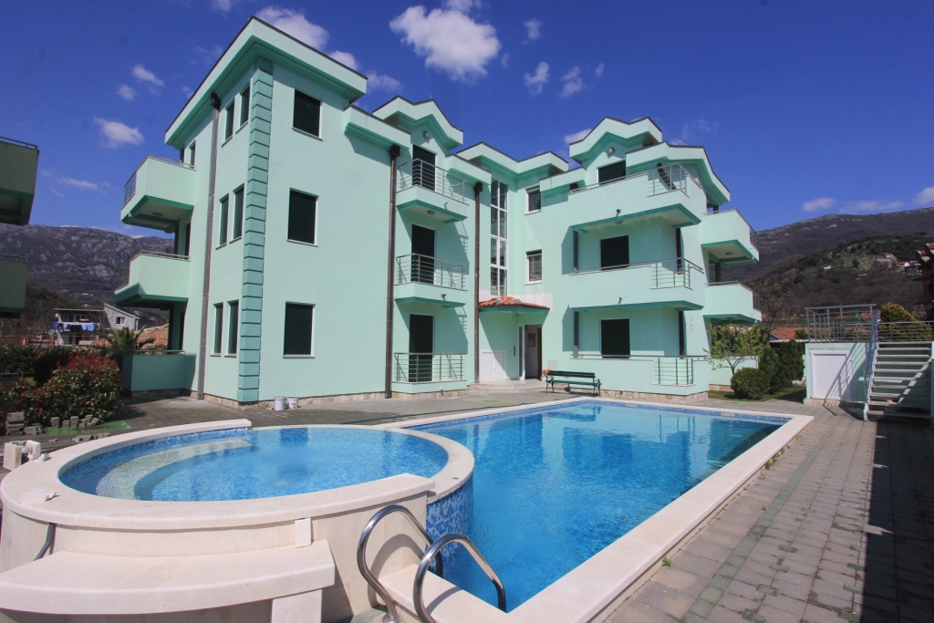 1 bedroom Apartment For Sale