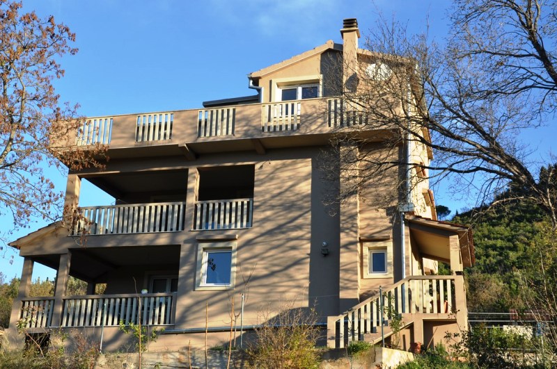 5 bedroom House (unspecified) For Sale