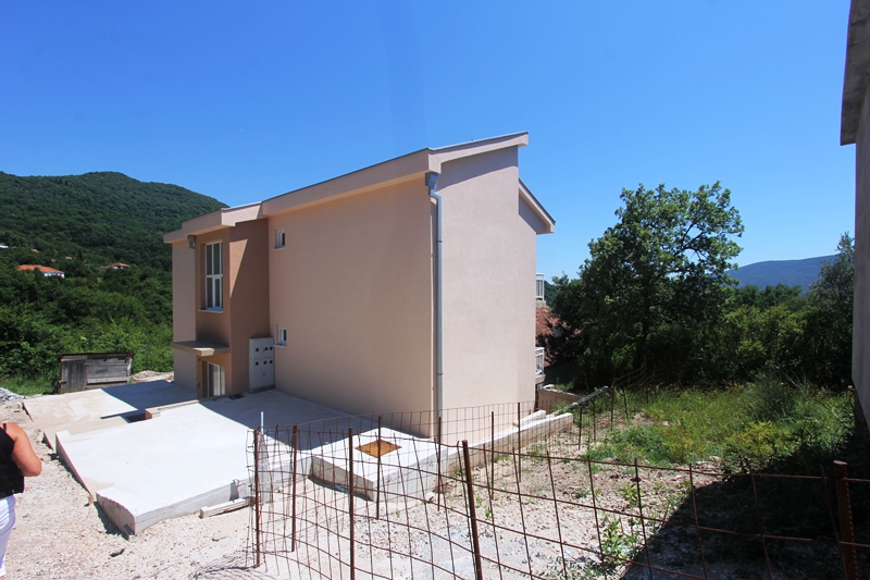6 bedroom House (unspecified) For Sale