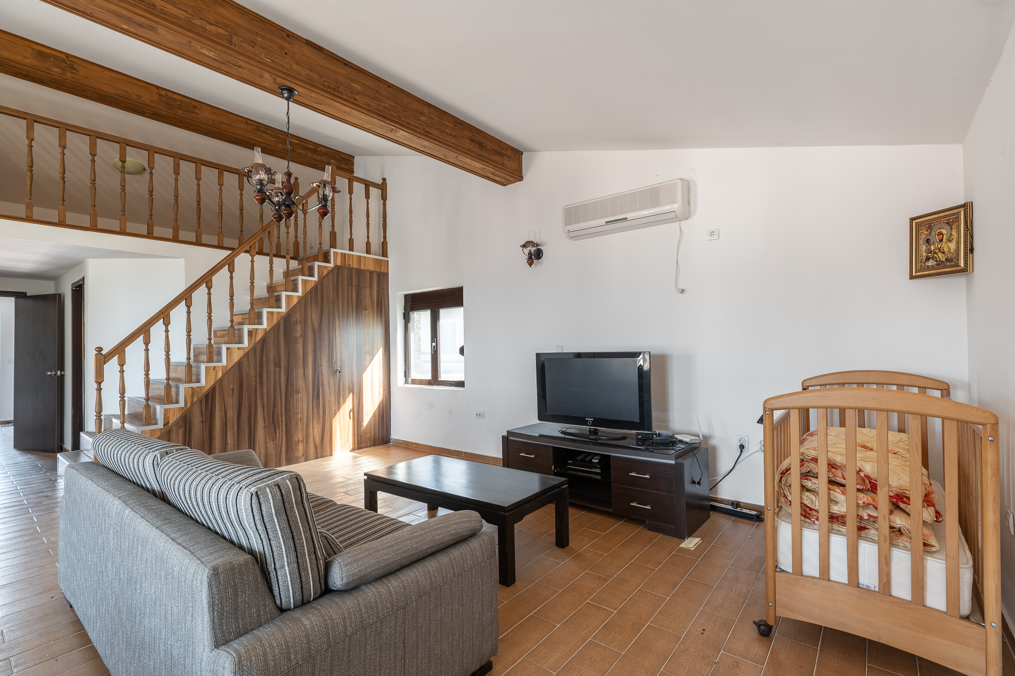 7 bedroom House (unspecified) For Sale