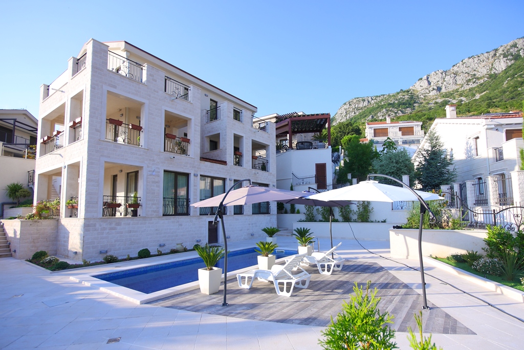 4 bedroom Villa For Sale