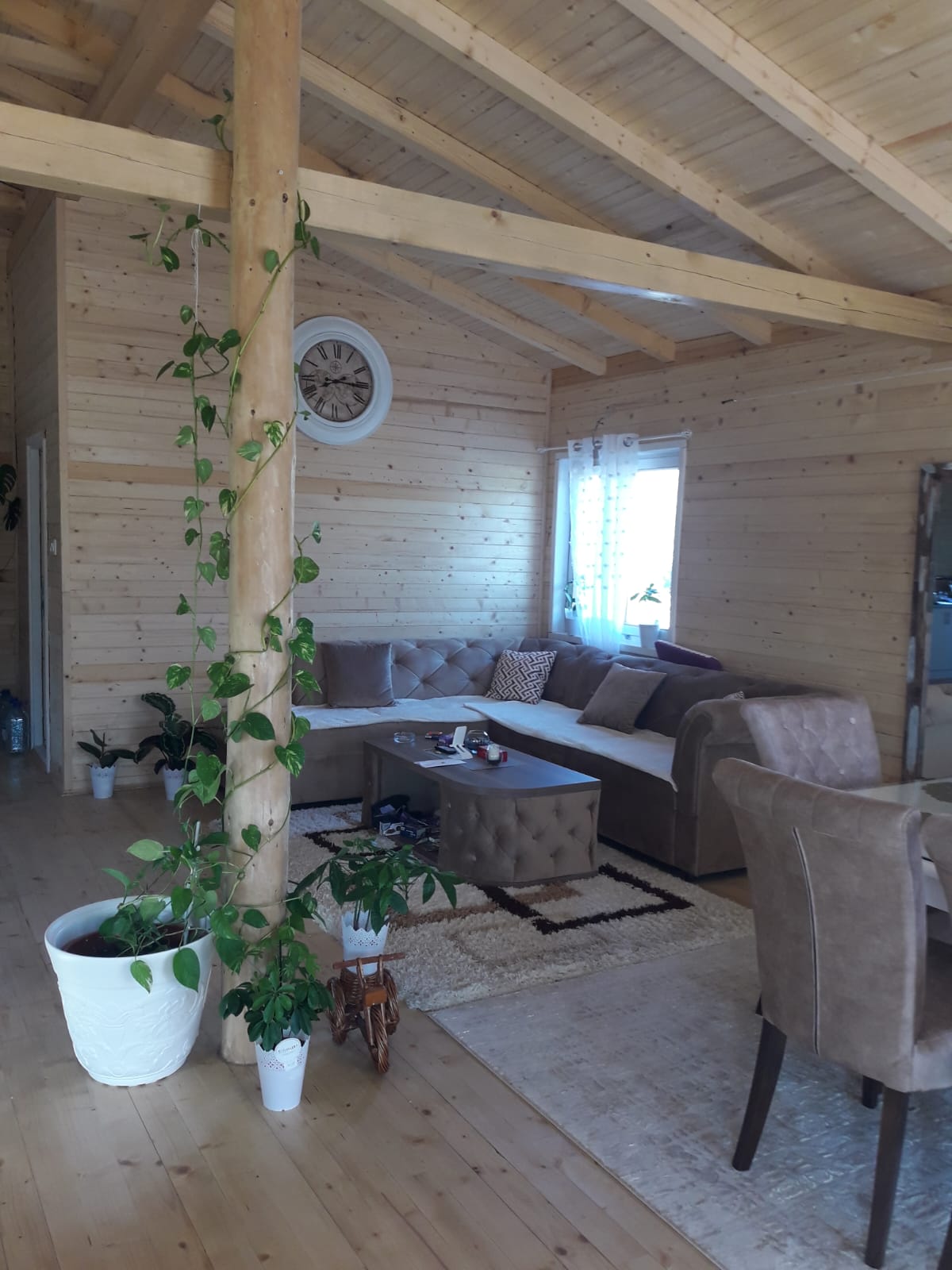 2 bedroom House (unspecified) For Sale