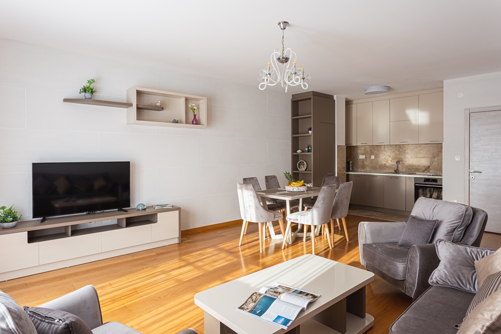 1 bedroom Apartment For Sale