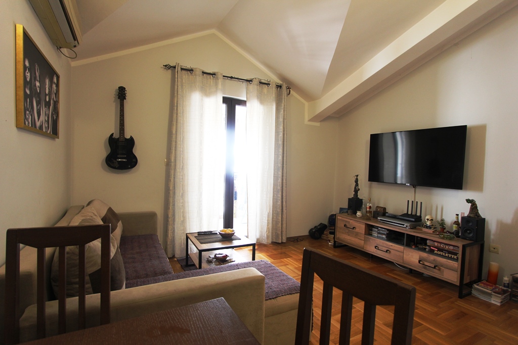 1 bedroom Apartment For Sale