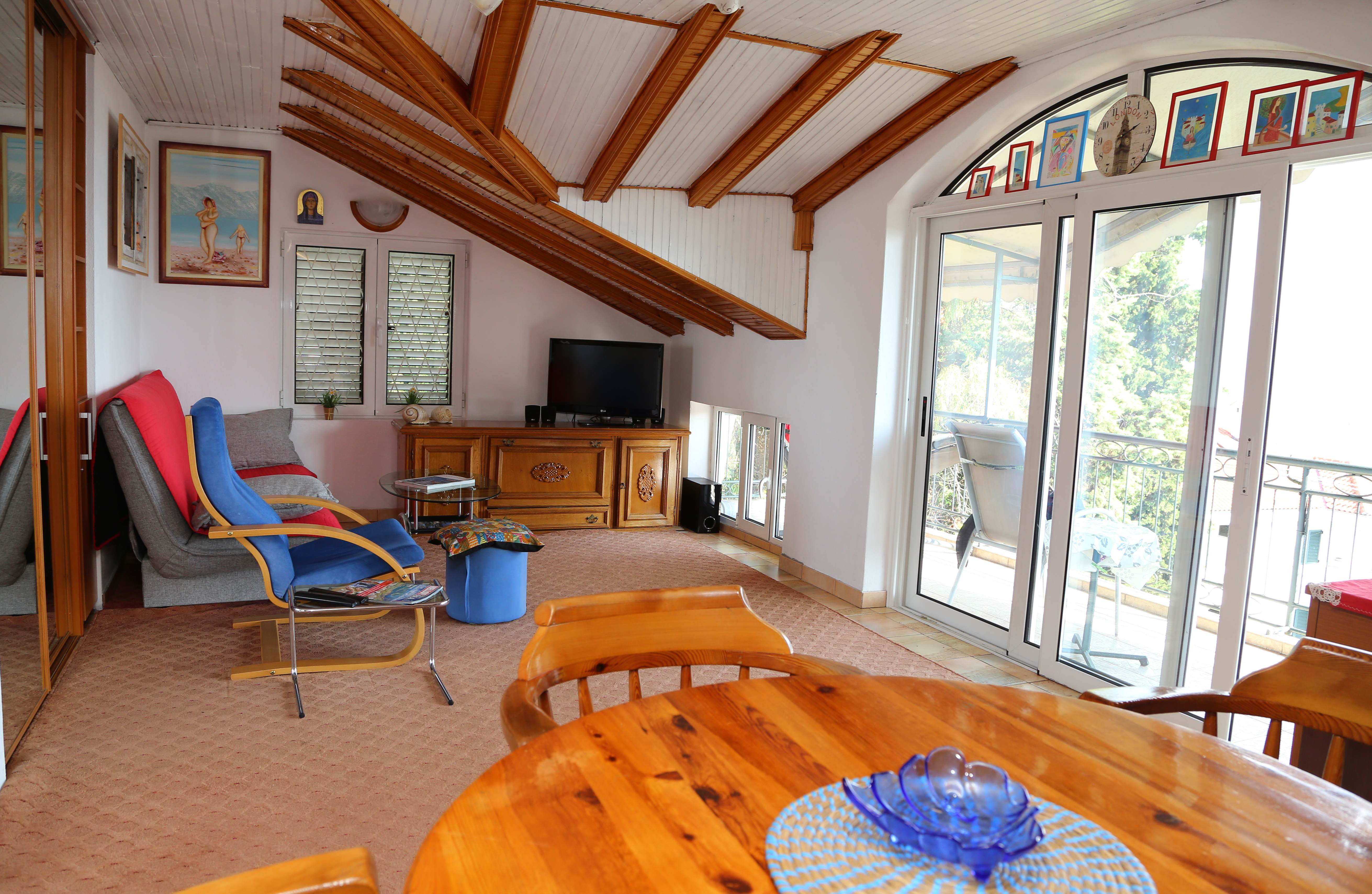 6 bedroom House (unspecified) For Sale