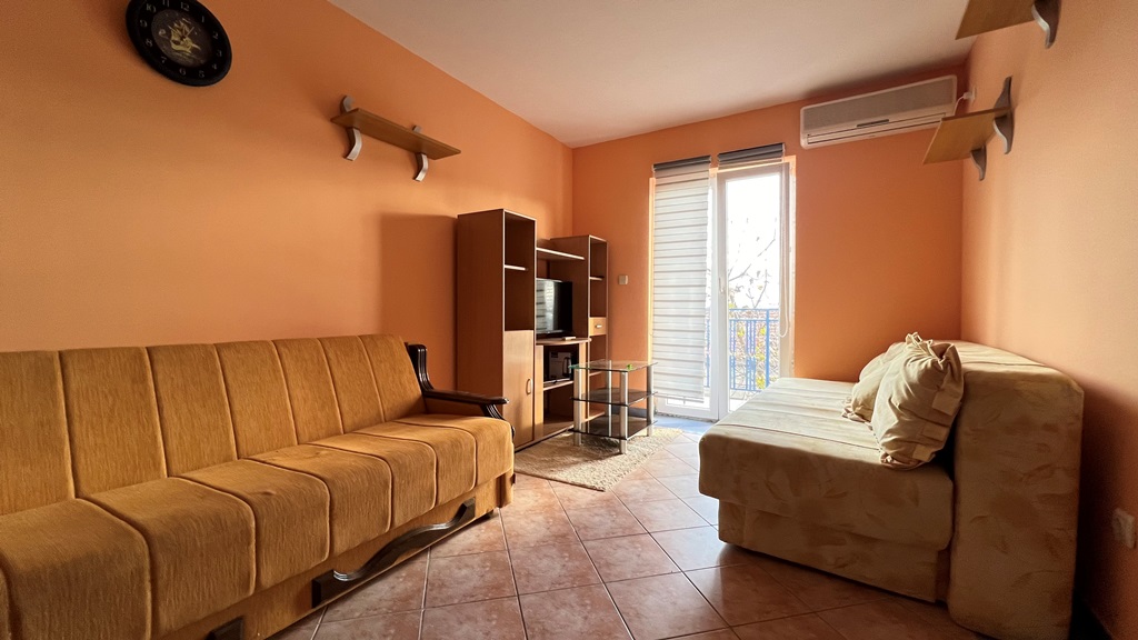  Studio flat For Sale