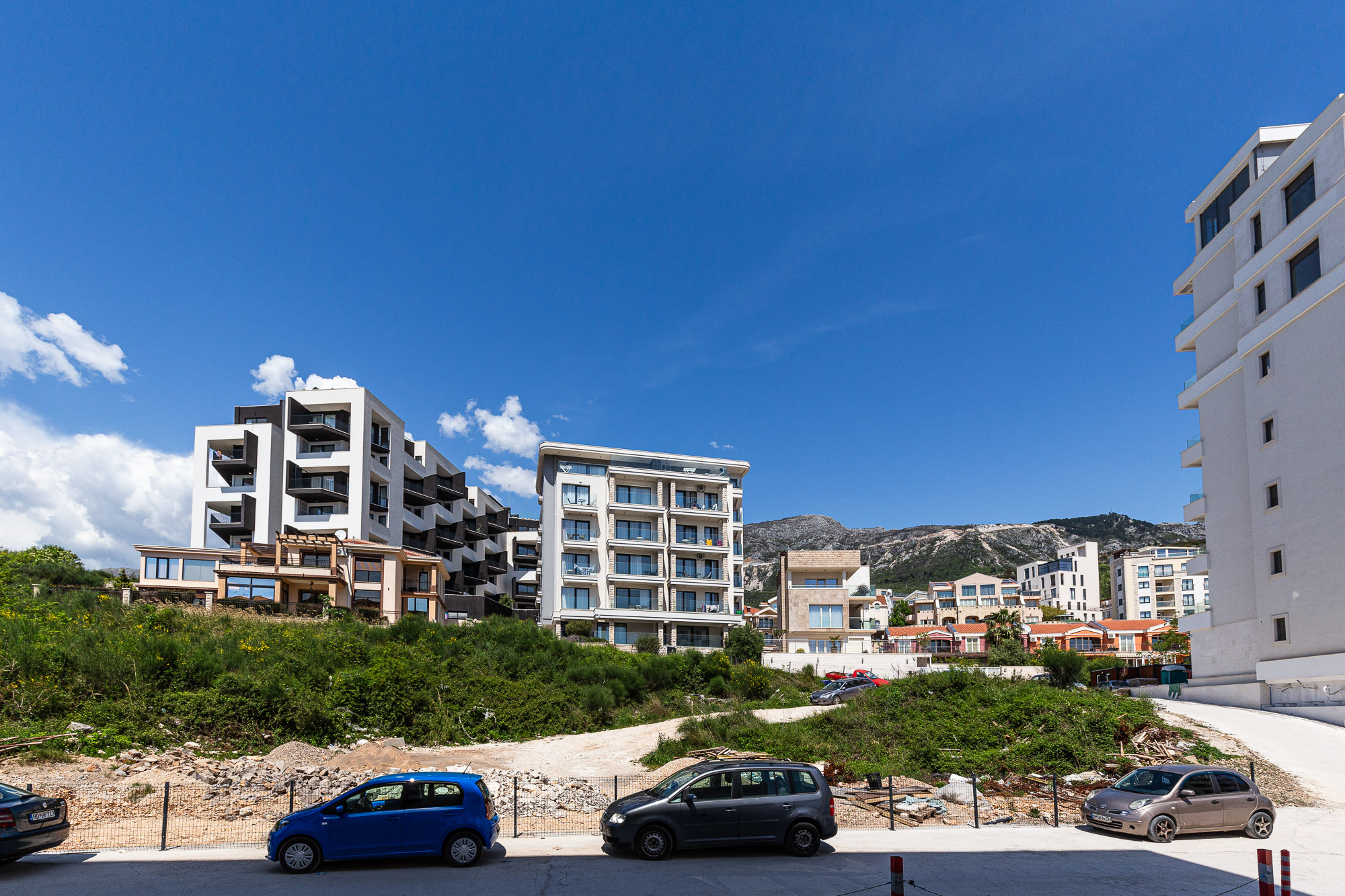 1 bedroom Apartment For Sale