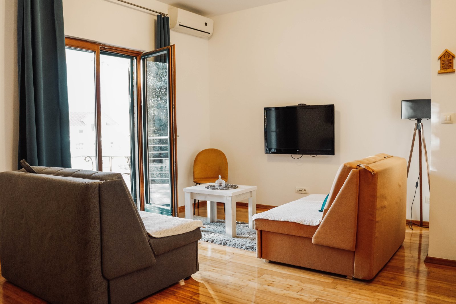 1 bedroom Apartment For Sale