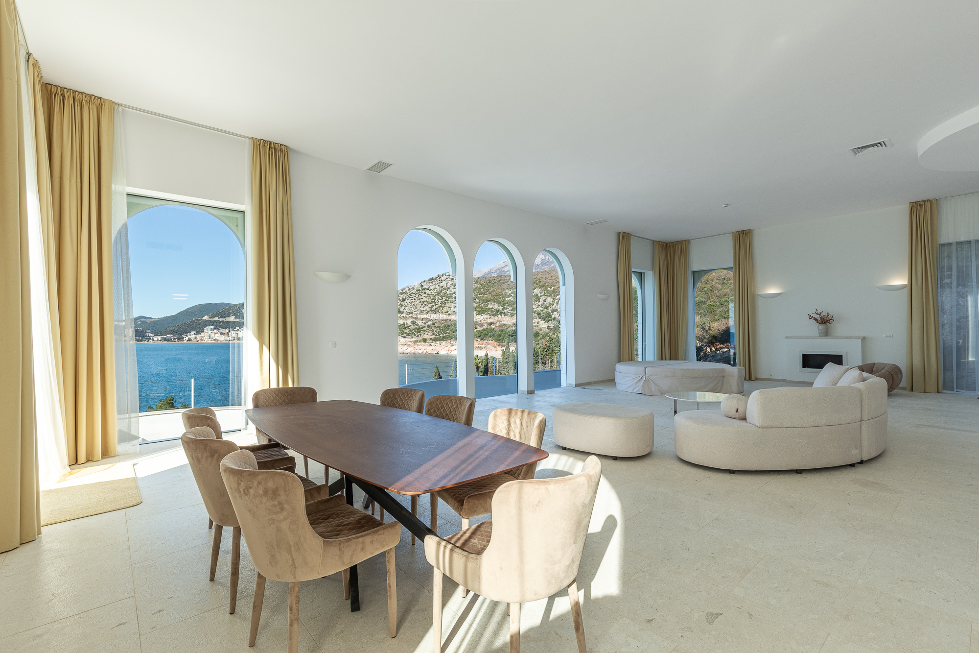 4 bedroom Villa For Sale
