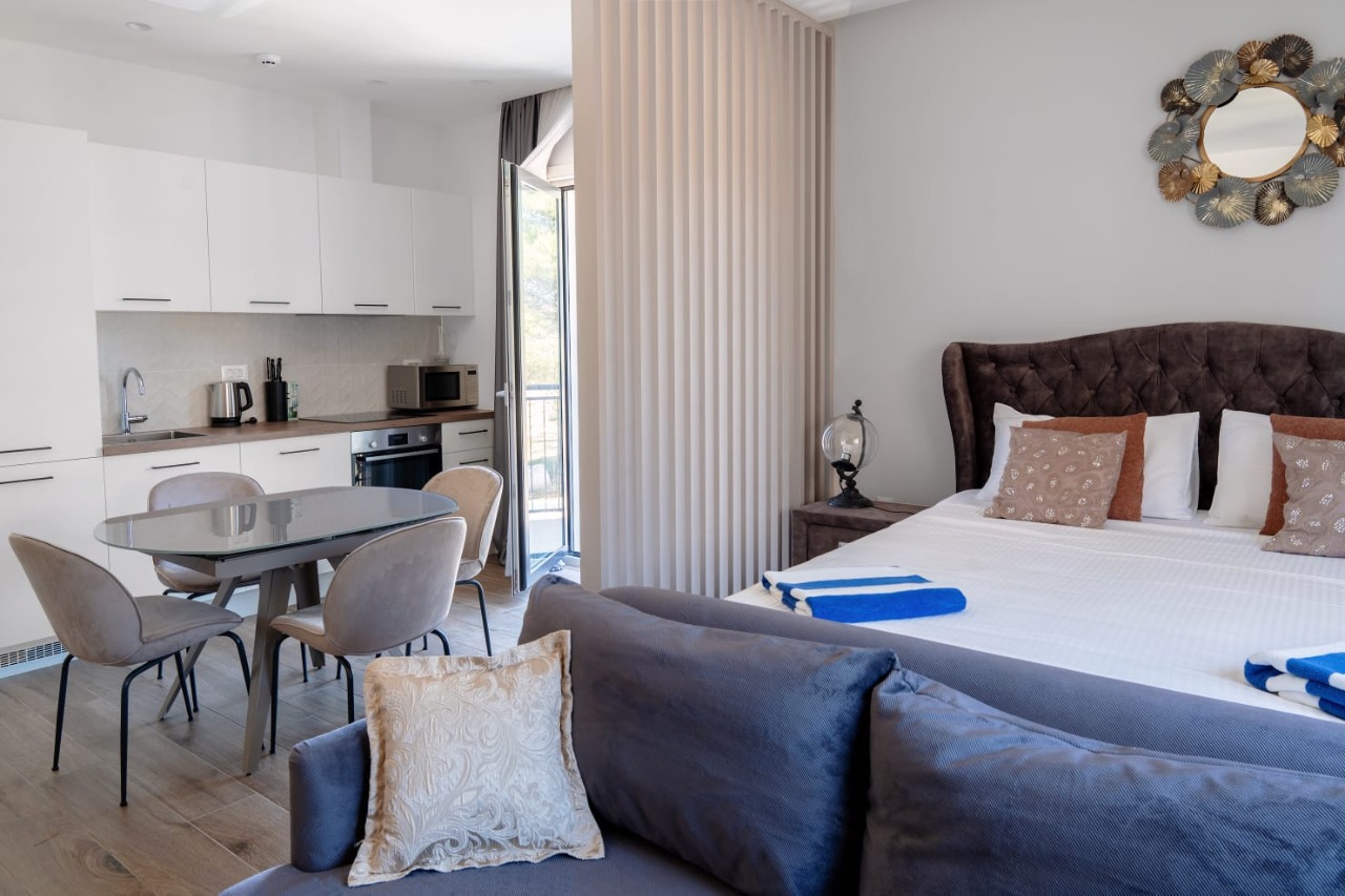 1 bedroom Apartment For Sale