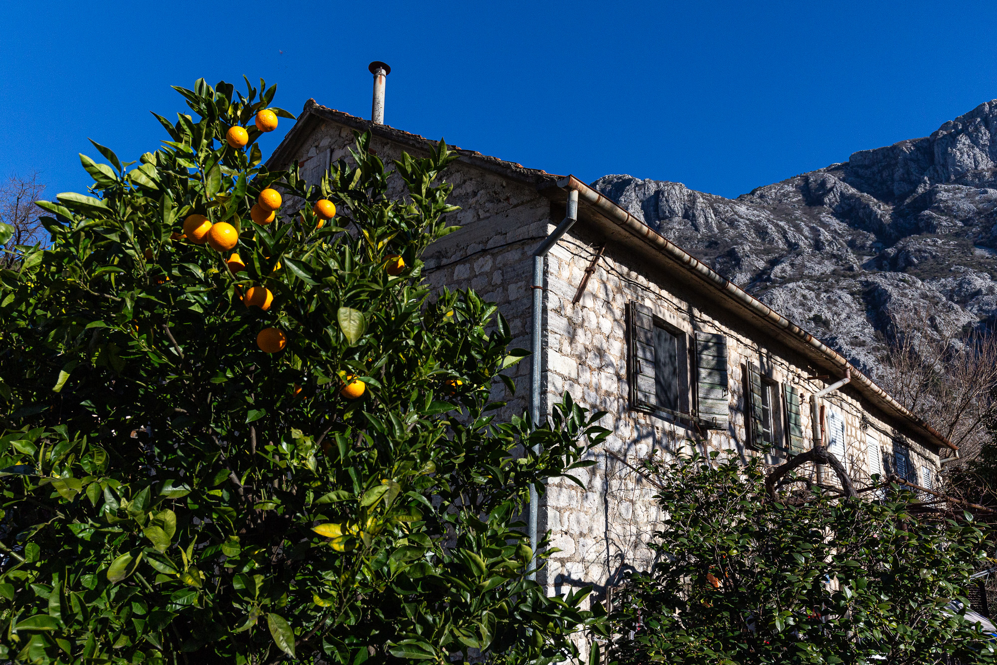 6 bedroom House (unspecified) For Sale