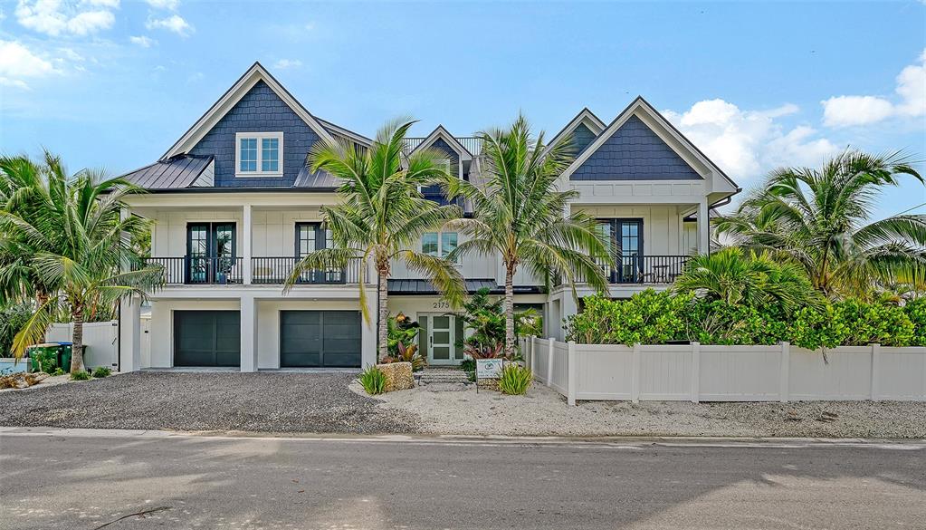 1 Detached house For Sale