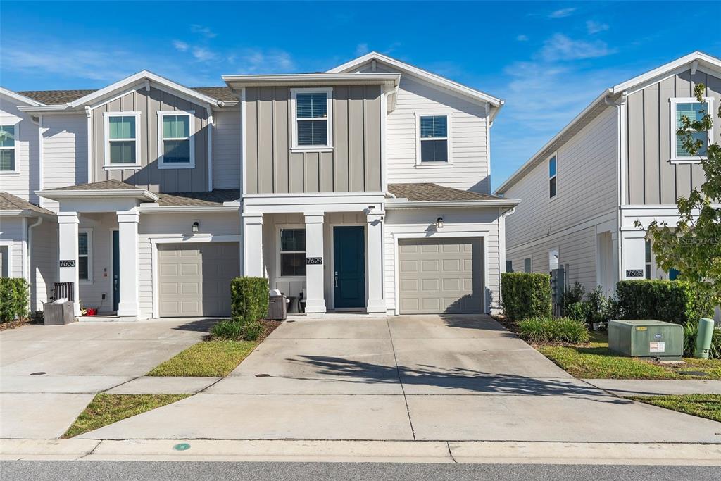 3 bedroom Town house For Sale