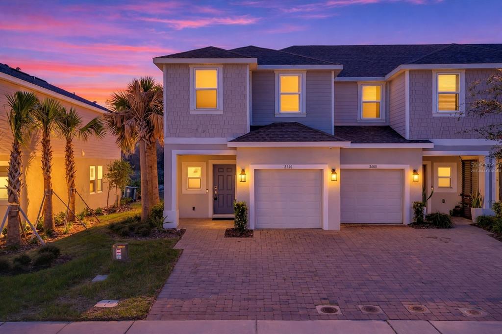 3 bedroom Town house For Sale