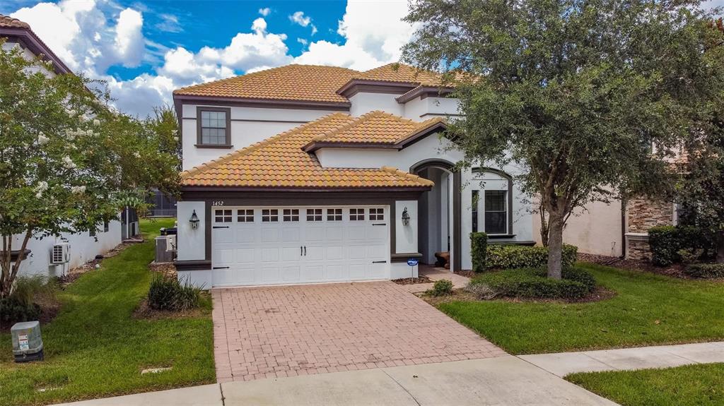 6 bedroom Property For Sale