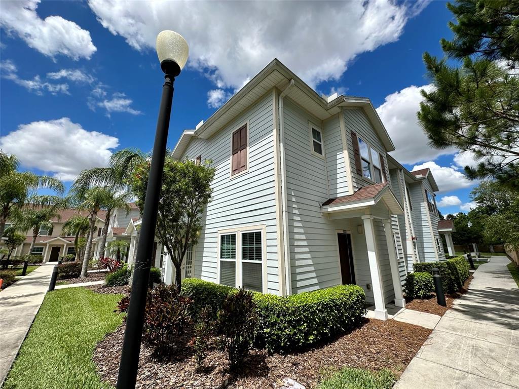 4 bedroom Town house For Sale