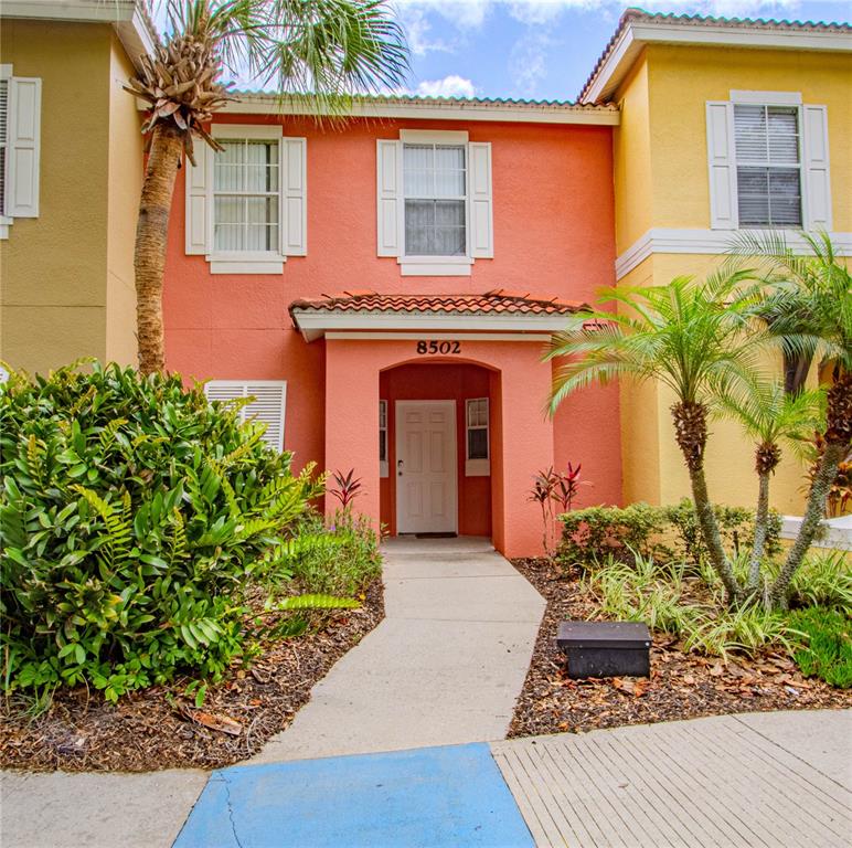 3 bedroom Town house For Sale