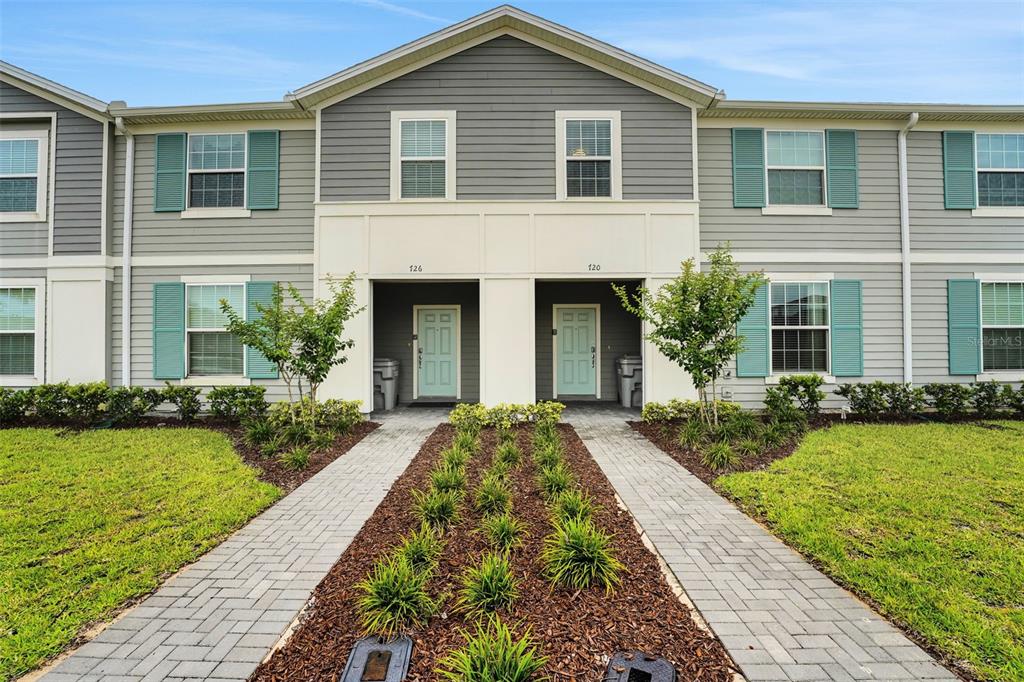 5 bedroom Town house For Sale