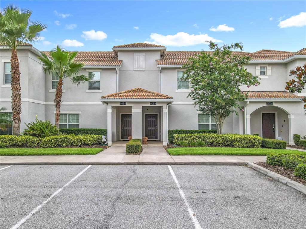 4 bedroom Town house For Sale