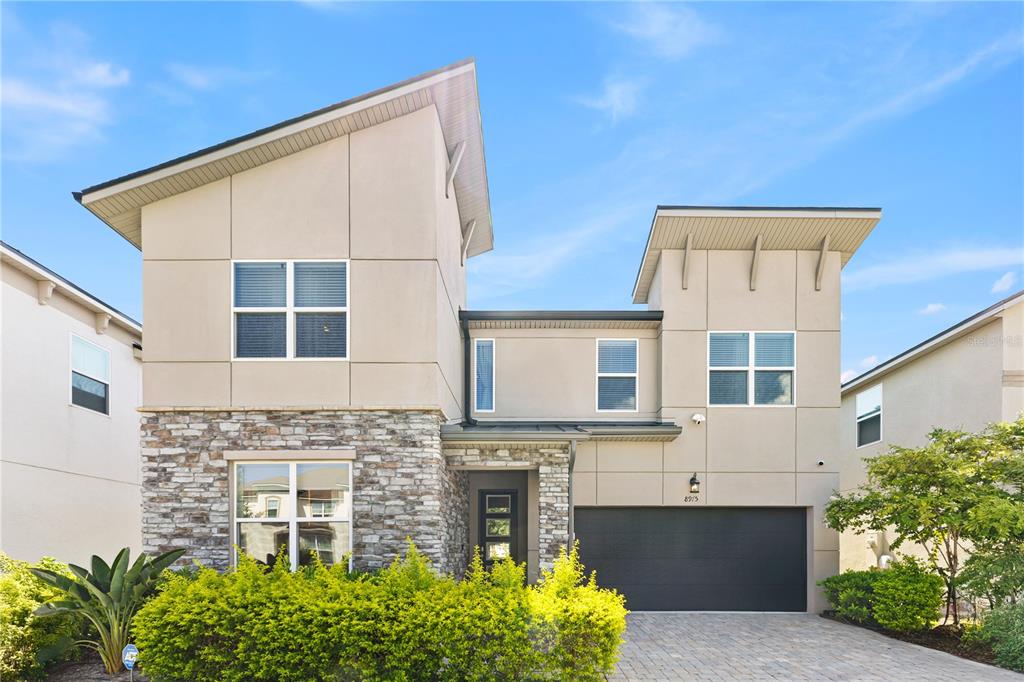 9 bedroom Detached house For Sale