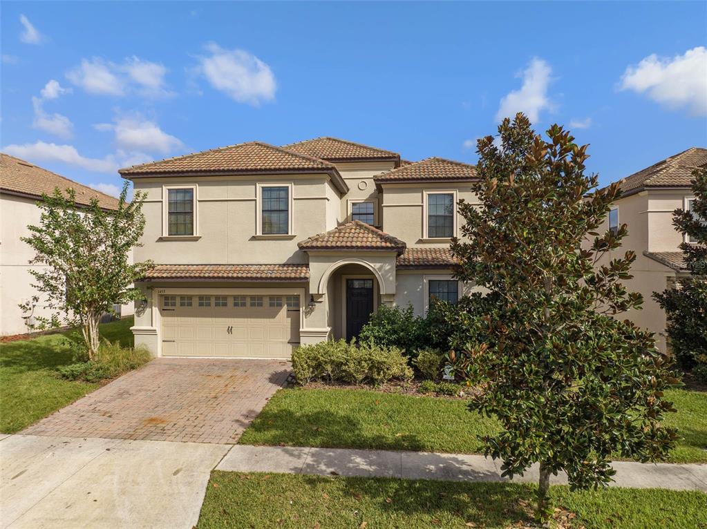 8 bedroom Detached house For Sale