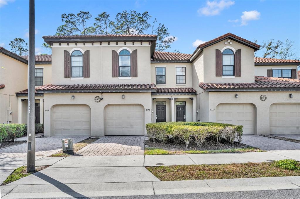 3 bedroom Town house For Sale