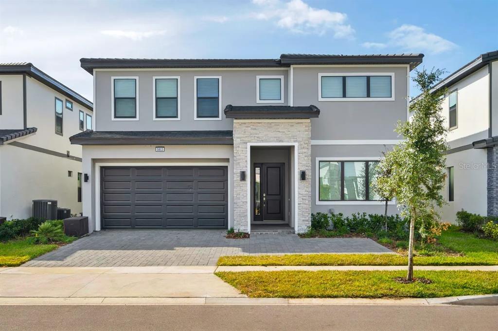 9 bedroom Detached house For Sale