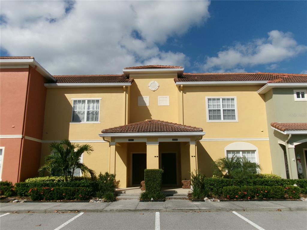 4 bedroom Town house For Sale