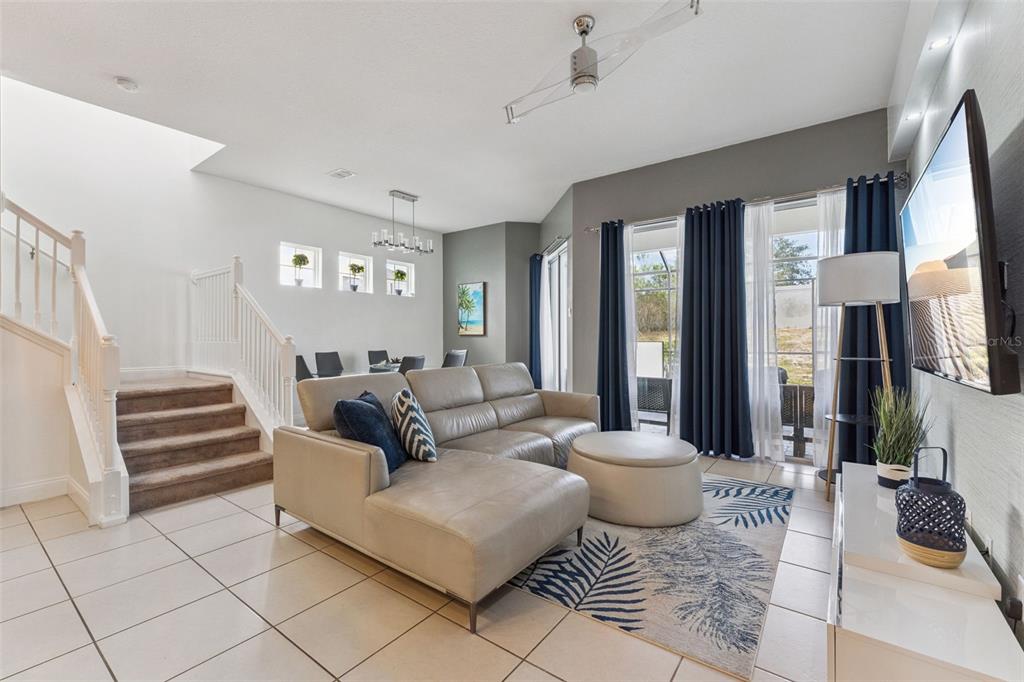 5 bedroom Town house For Sale