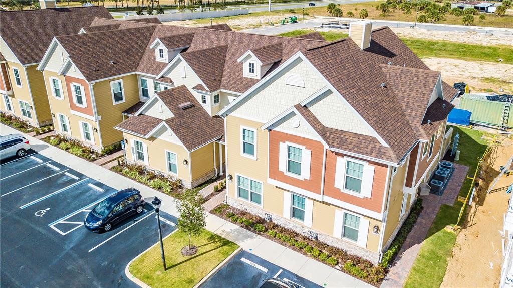 5 bedroom Town house For Sale