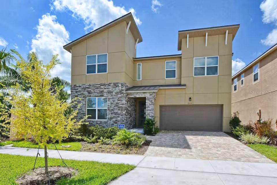 9 bedroom Detached house For Sale