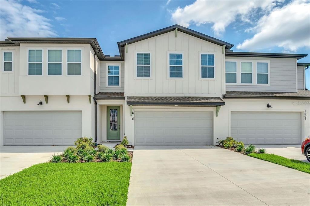3 bedroom Town house For Sale
