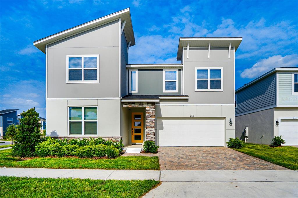 1 Detached house For Sale