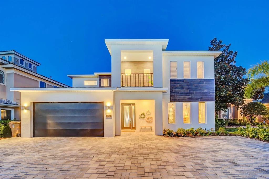 1 Detached house For Sale