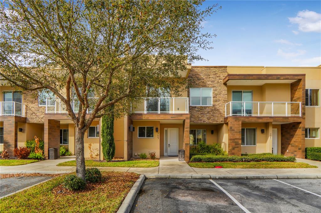 3 bedroom Town house For Sale