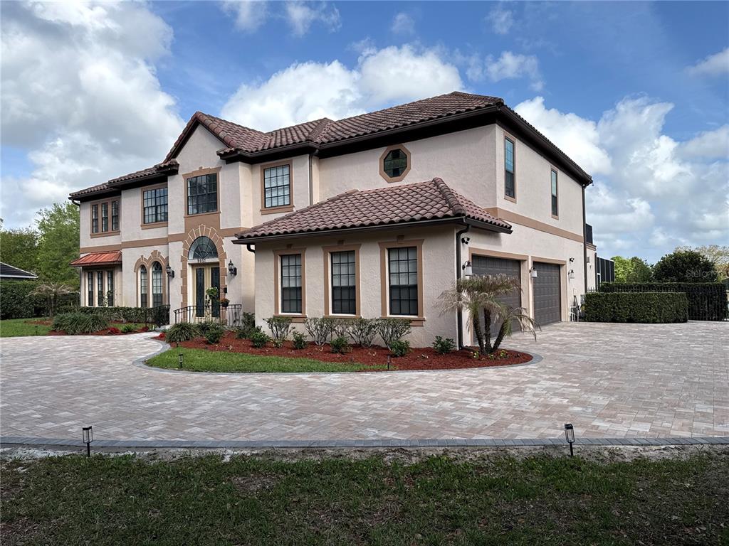 6 bedroom Detached house For Sale