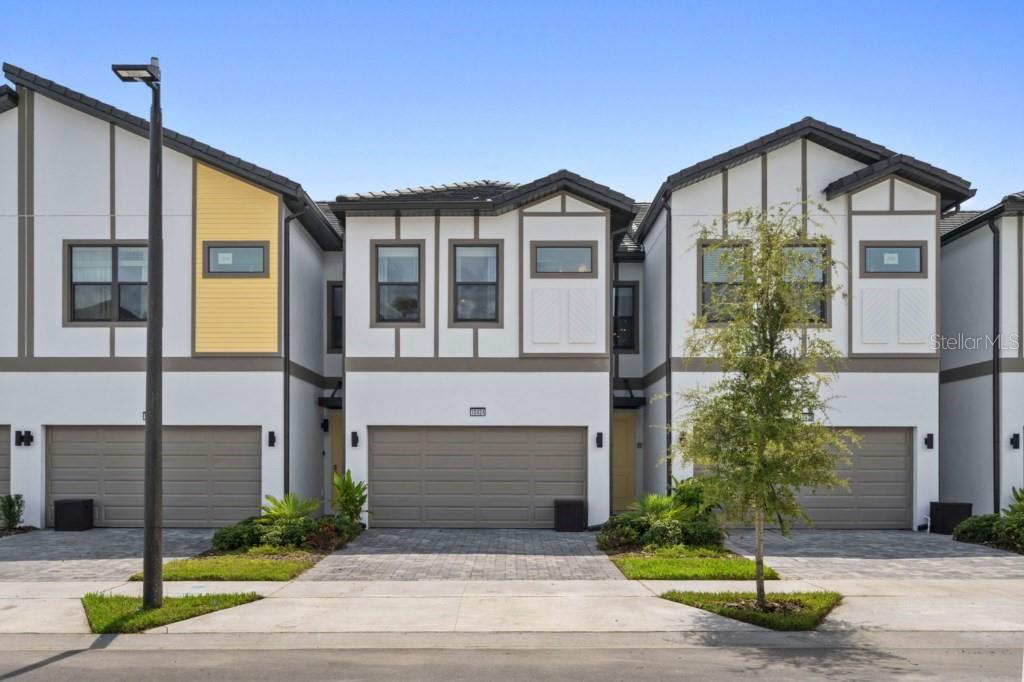 5 bedroom Town house For Sale